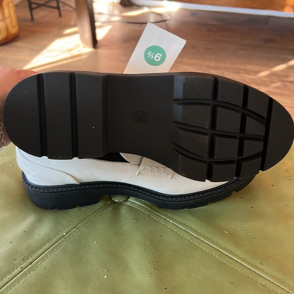 a new day White Leather Penny Loafers - Picture 4 of 5